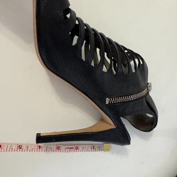 Vince Camuto Open Toe Heeled Gladiator Buckle/Zipper Ankle booties Sz 9 - Picture 7 of 8